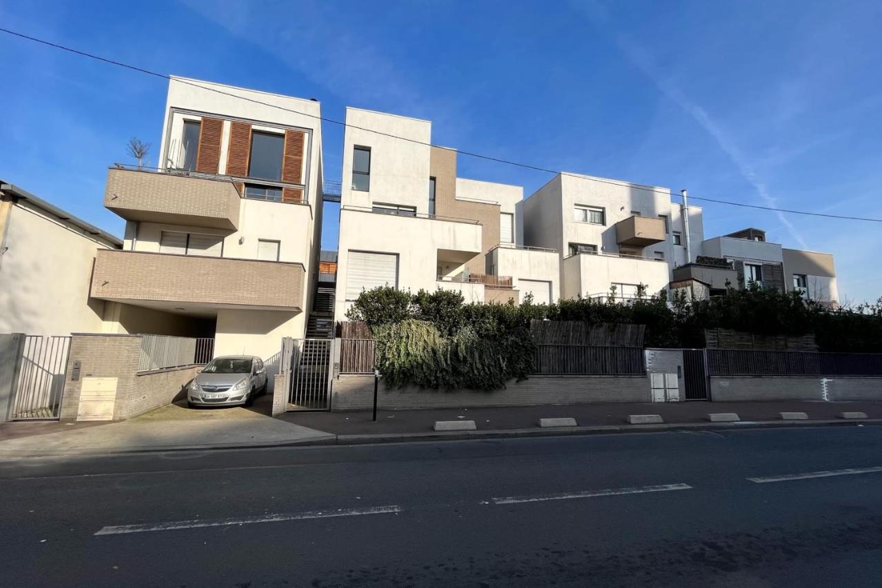 Modern And Bright Apartment Near Paris La Courneuve Buitenkant foto